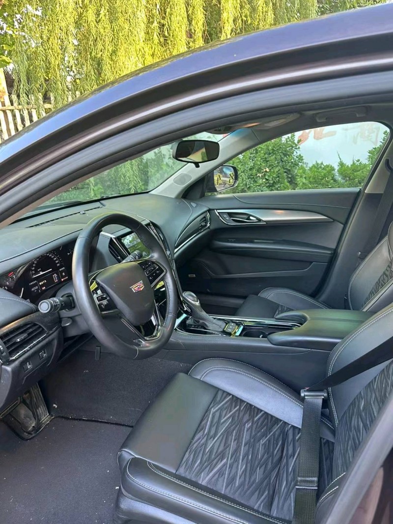 潍坊18年凯迪拉克ATS5