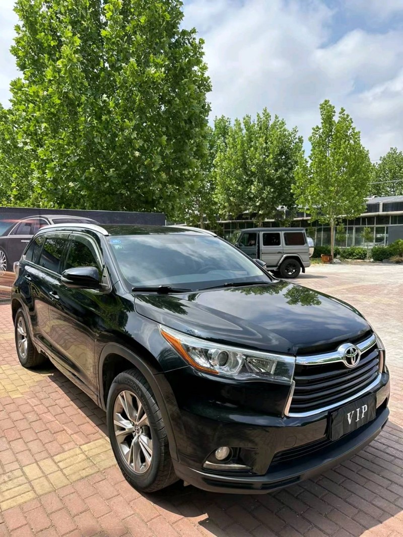 潍坊17年丰田汉兰达3