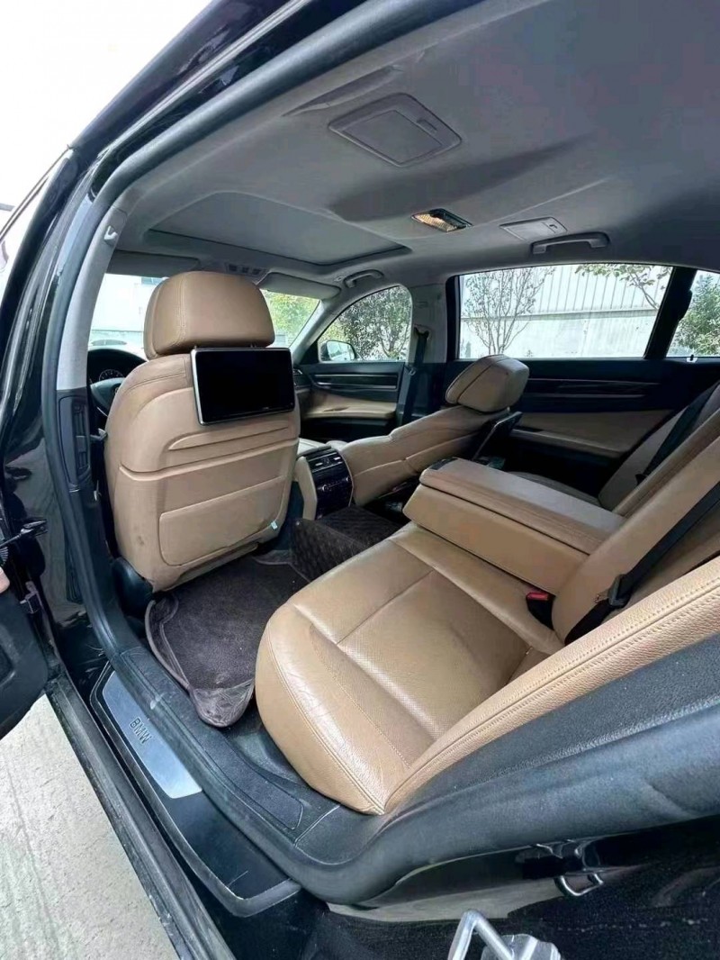 潍坊13年宝马7系4