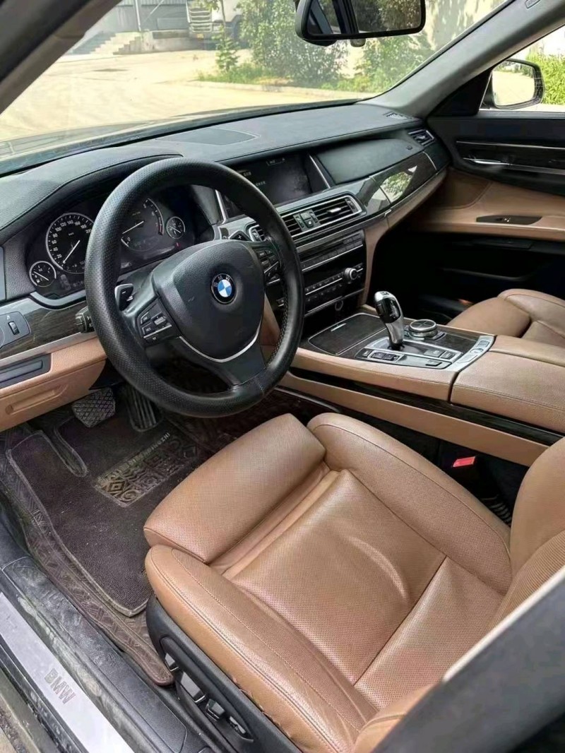 潍坊13年宝马7系6