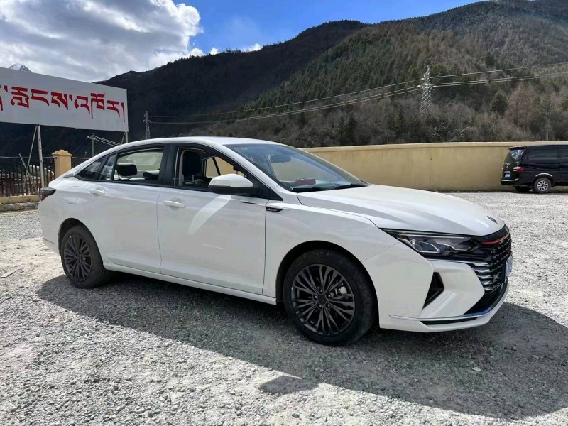 成都22年东风奕炫3