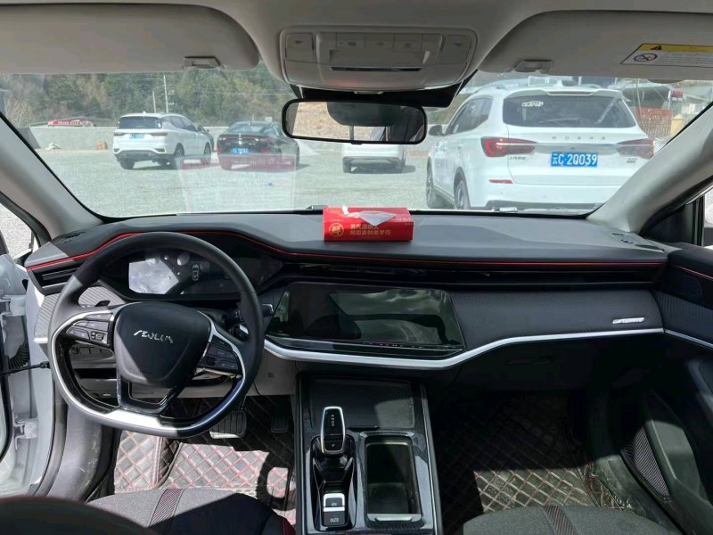 成都22年东风奕炫6