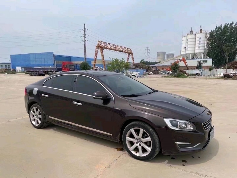 保定16年沃尔沃S60L2