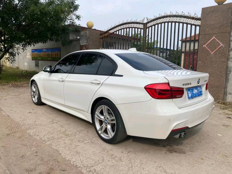 潍坊17年宝马3系8