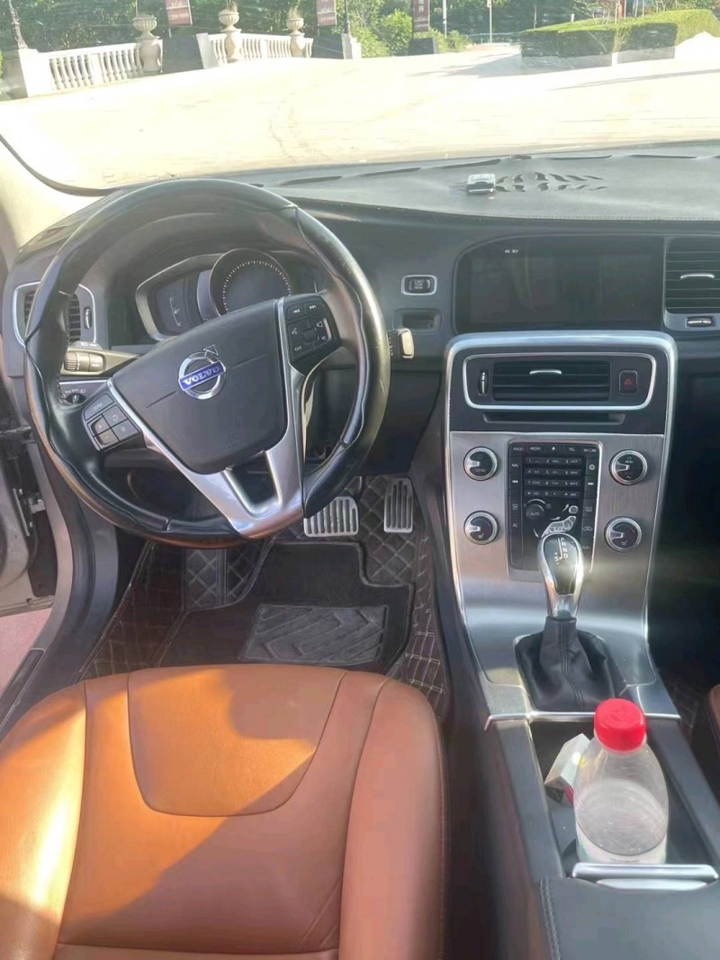 潍坊16年沃尔沃S60L5