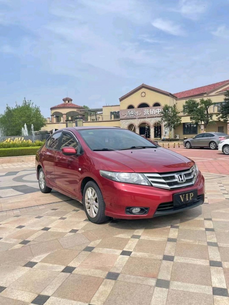 潍坊16年本田锋范3