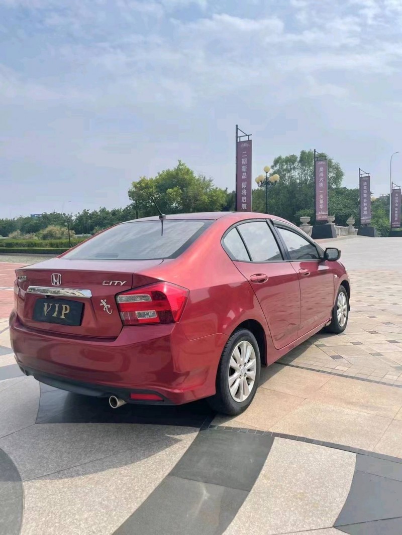 潍坊16年本田锋范8