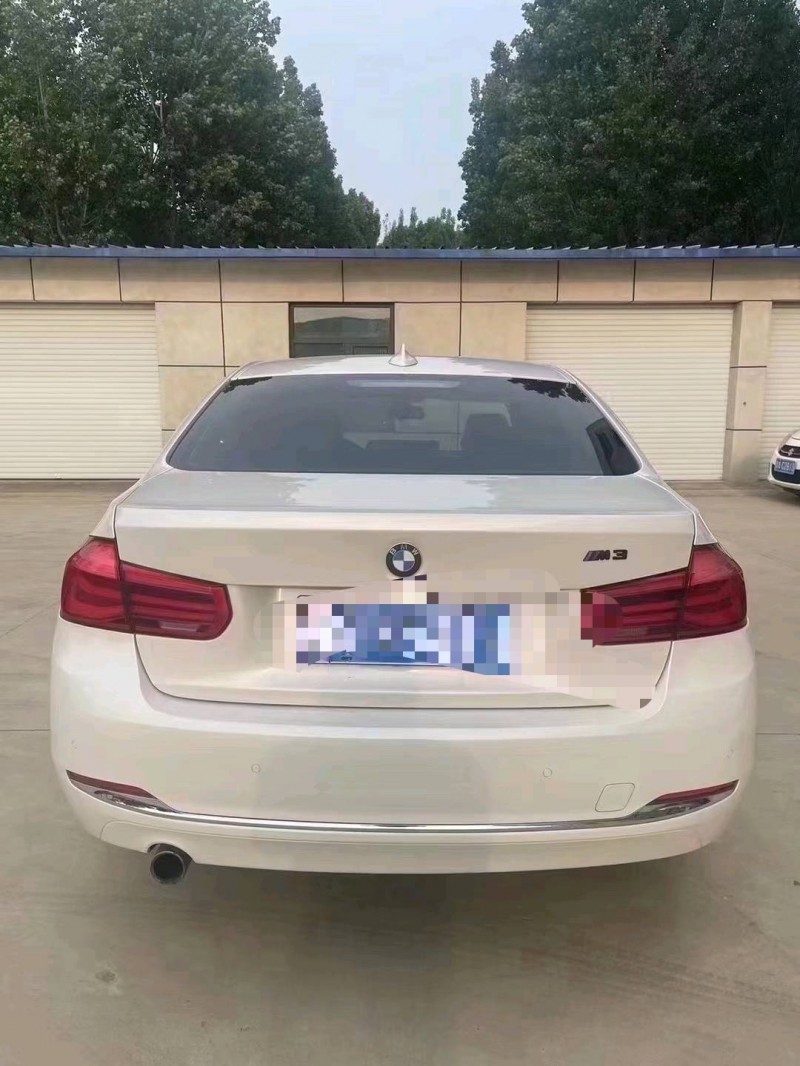 潍坊16年宝马3系9