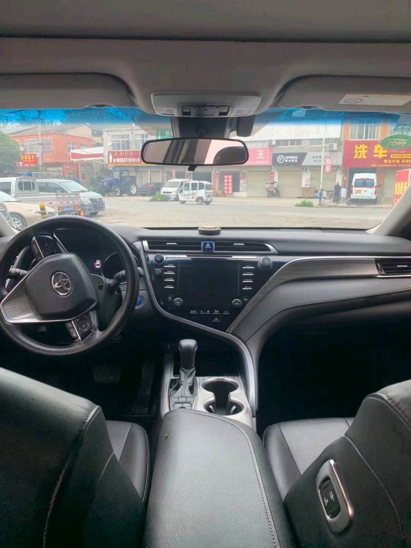 淮南18年丰田凯美瑞4