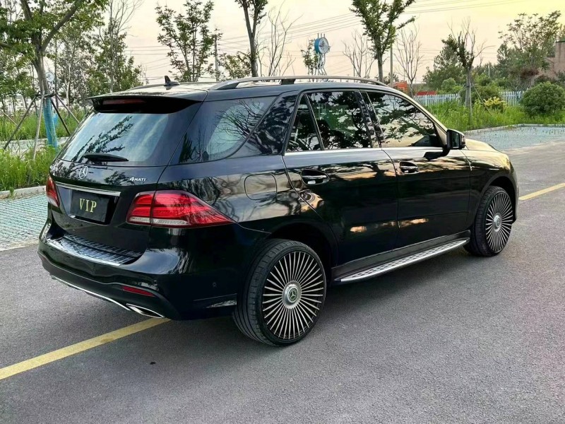 宿迁17年奔驰GLE7