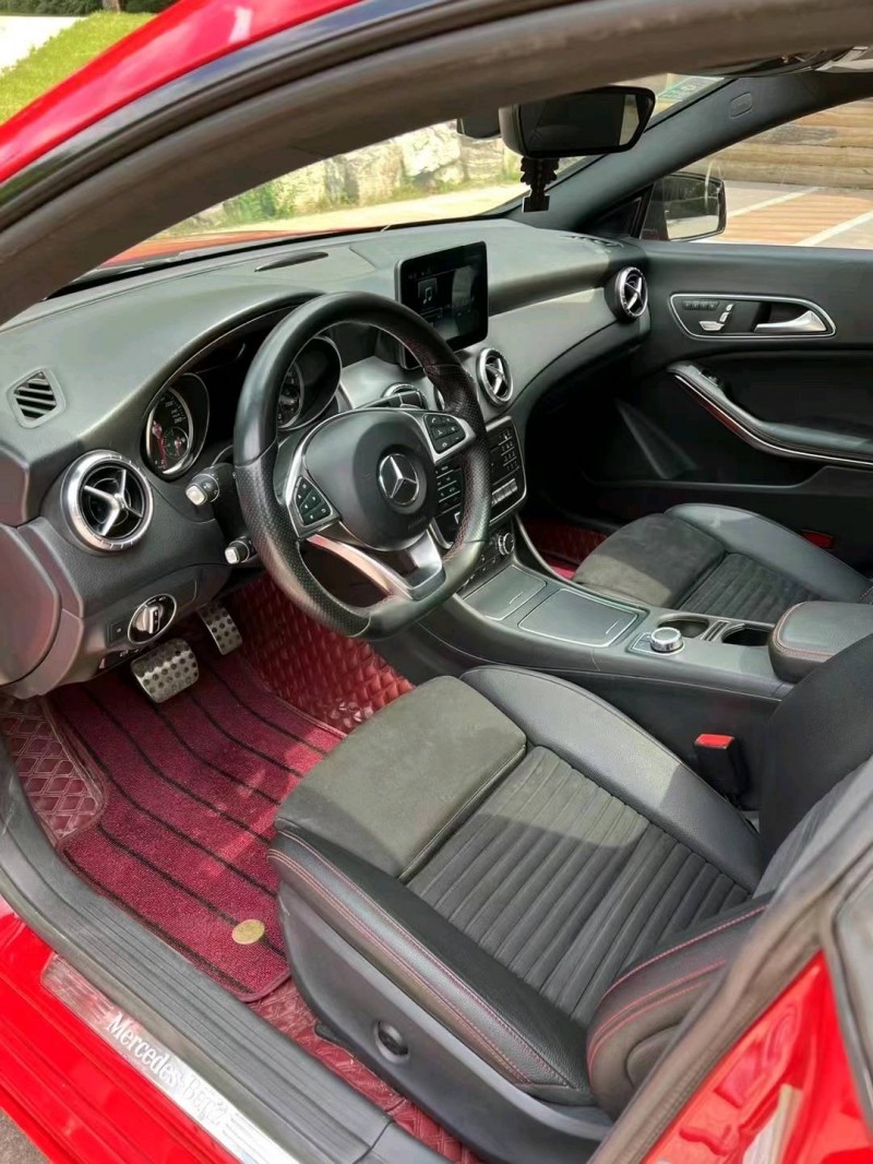 邢台18年奔驰CLA4