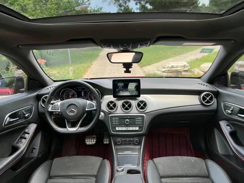 邢台18年奔驰CLA8