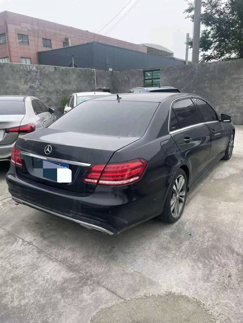 嘉兴14年奔驰E8