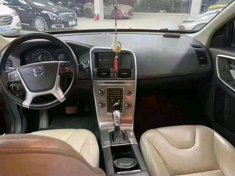 珠海13年沃尔沃XC607