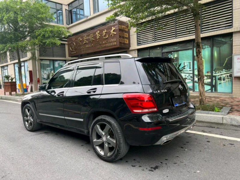 中山13年奔驰GLK6