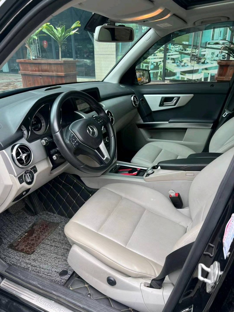 中山13年奔驰GLK5