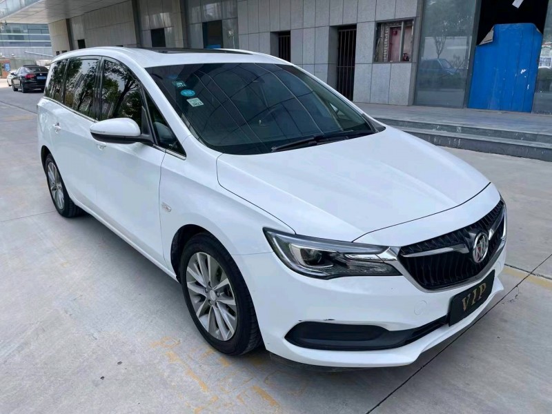 东营19年别克GL64