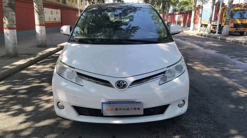 济宁11年丰田普瑞维亚1