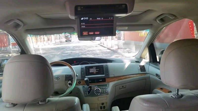 济宁11年丰田普瑞维亚7