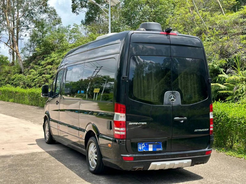 广州18年奔驰Sprinter8
