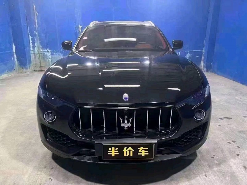 宜昌17年玛莎拉蒂Levante1