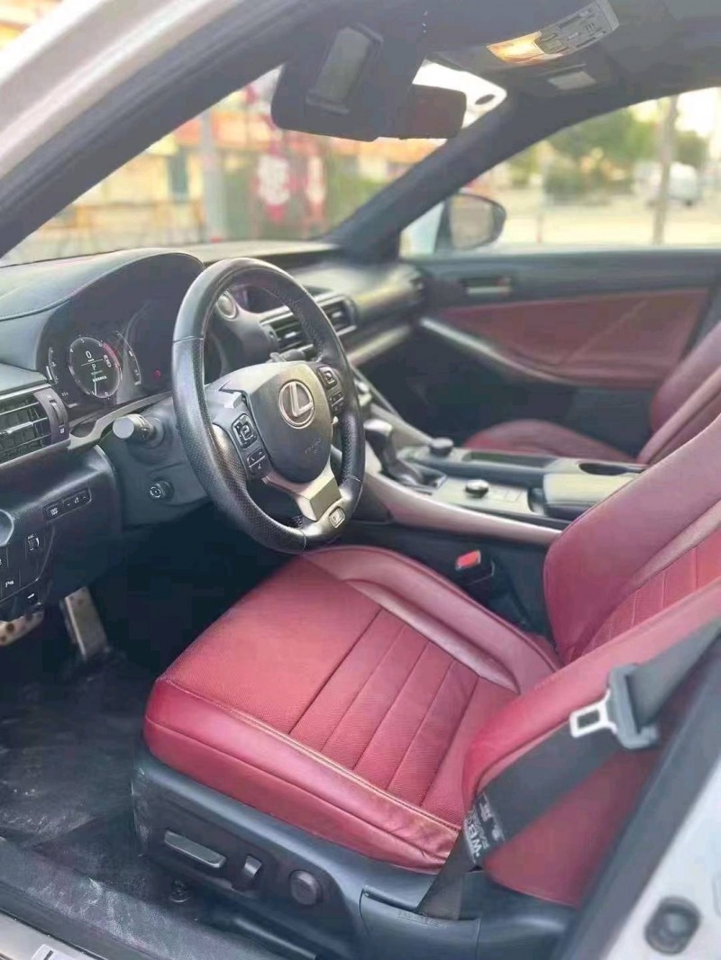 淮南19年雷克萨斯IS7