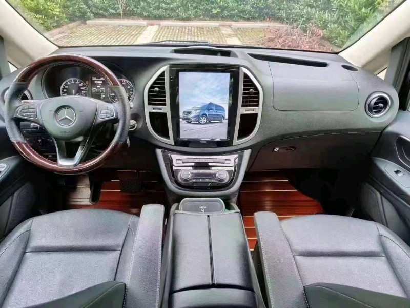 淮南19年奔驰威霆6