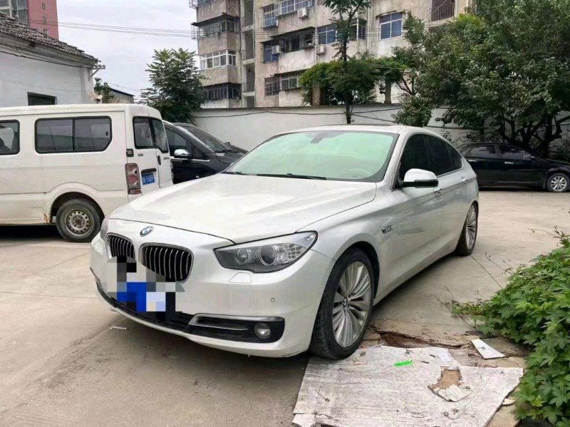 淮南16年宝马5系GT4