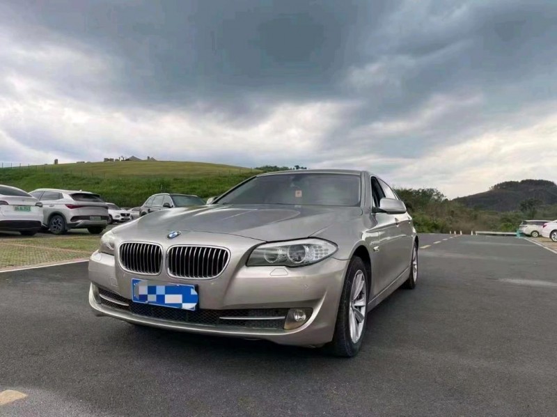 重庆13年宝马5系8