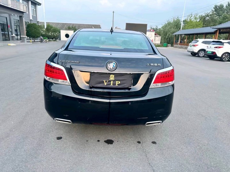 徐州10年别克君越9