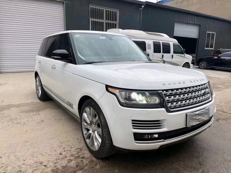 东营17年路虎揽胜行政2