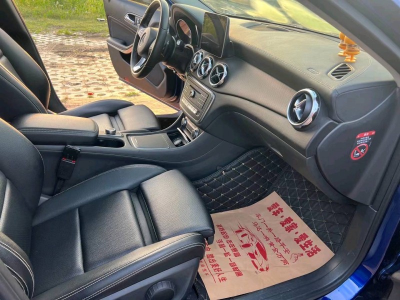 徐州17年奔驰GLA6