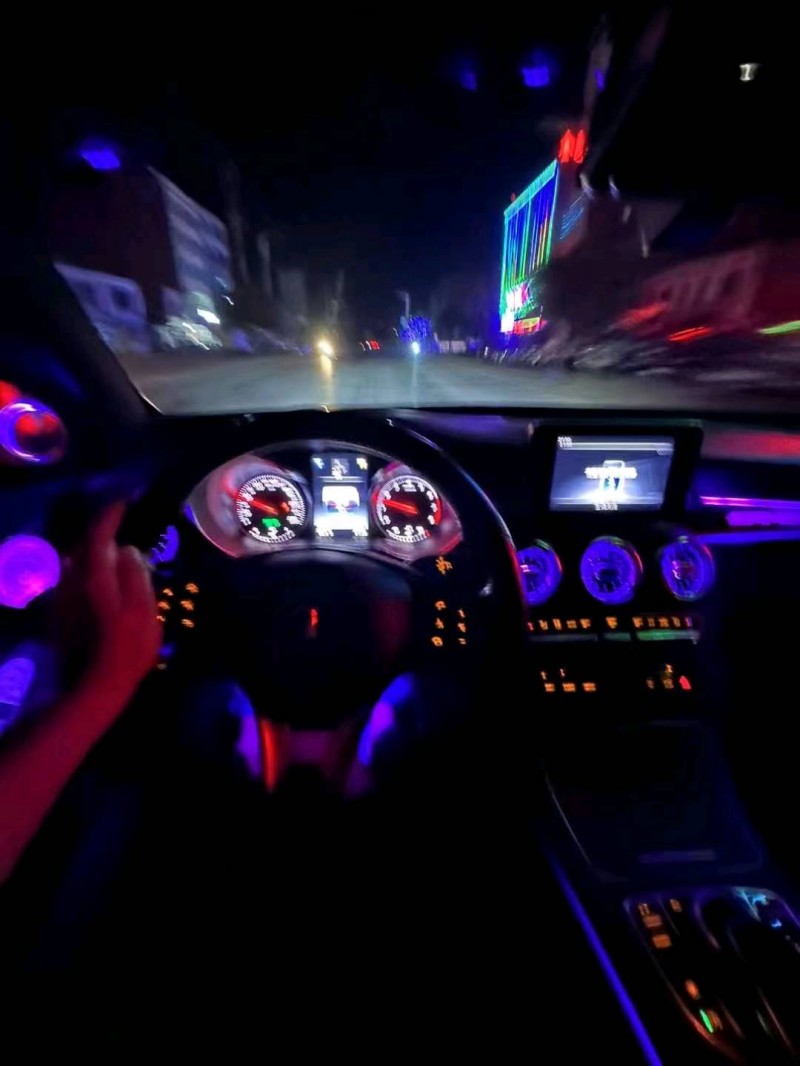 珠海17年奔驰GLC2