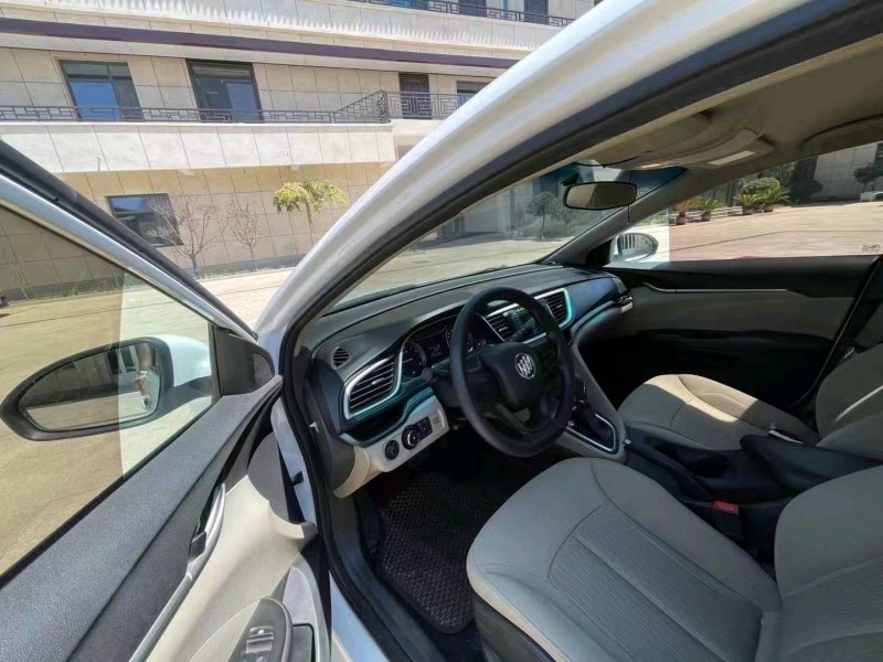 邯郸17年别克英朗8