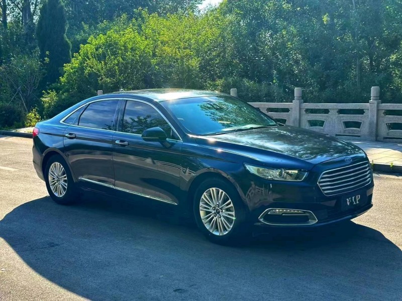 枣庄17年福特金牛座2