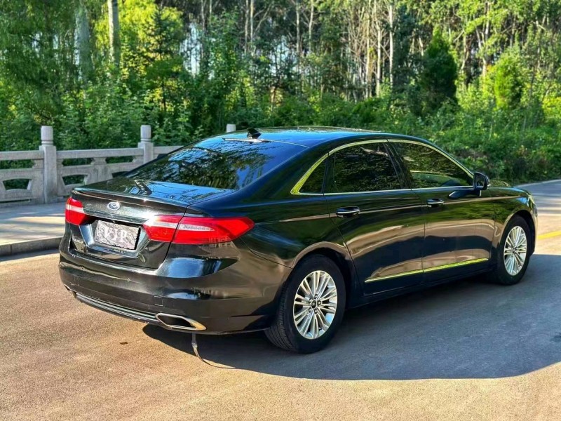 枣庄17年福特金牛座7