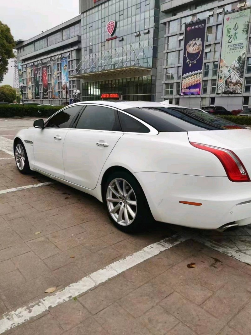 常州13年捷豹XJL7