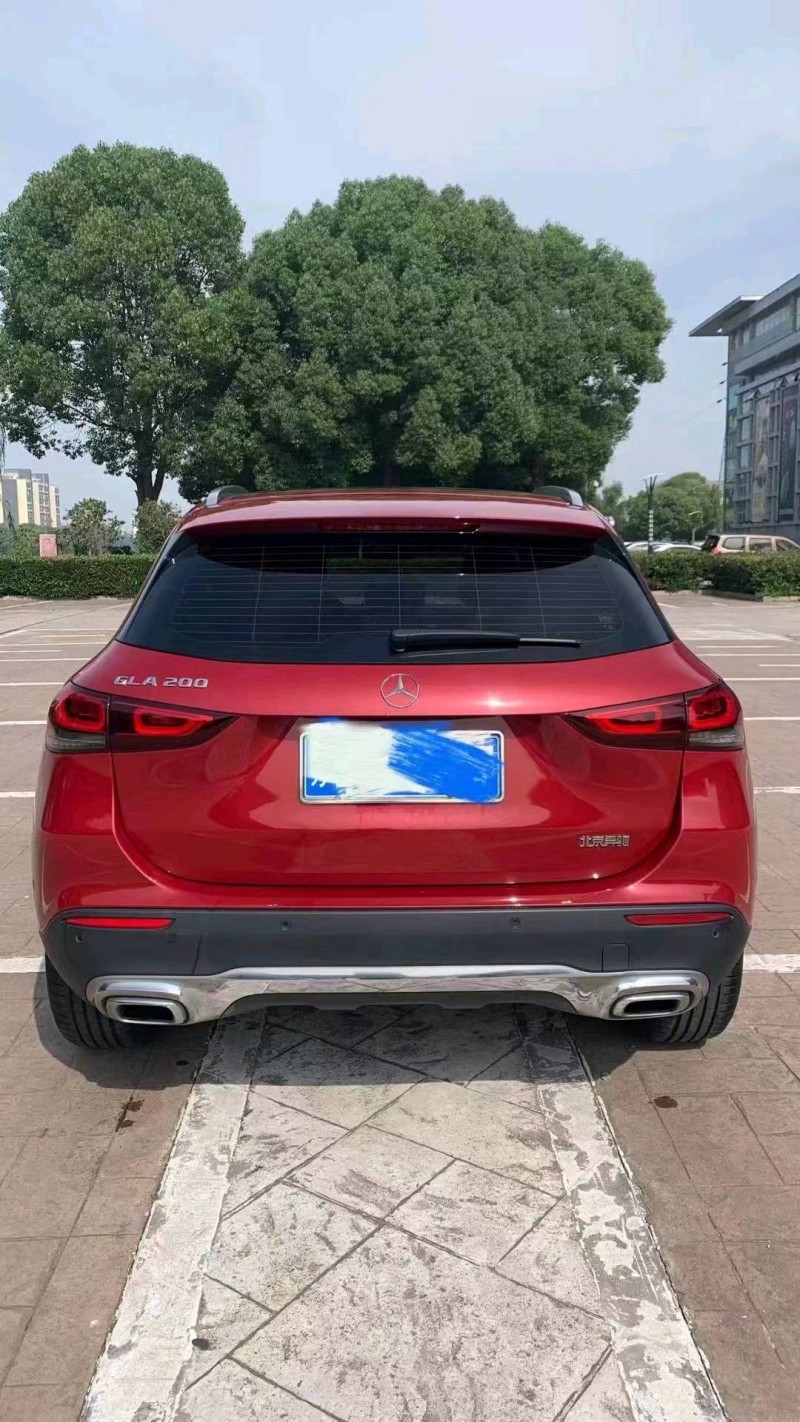 苏州21年奔驰GLA7
