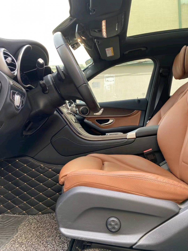 中山20年奔驰GLC8