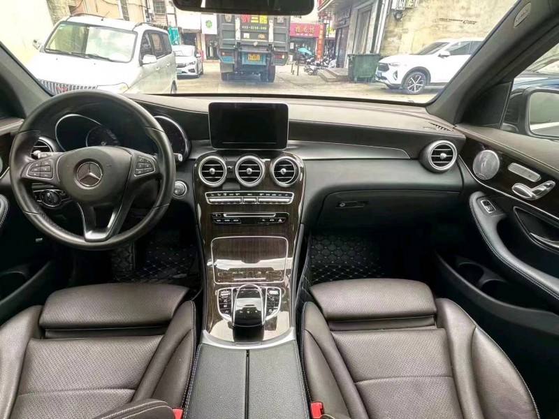 汕头19年奔驰GLC5