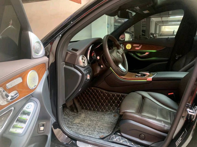 东营19年奔驰GLC6