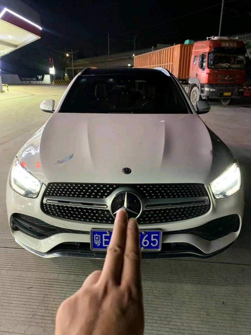 中山20年奔驰GLC1