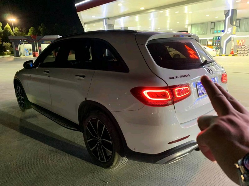 中山20年奔驰GLC5