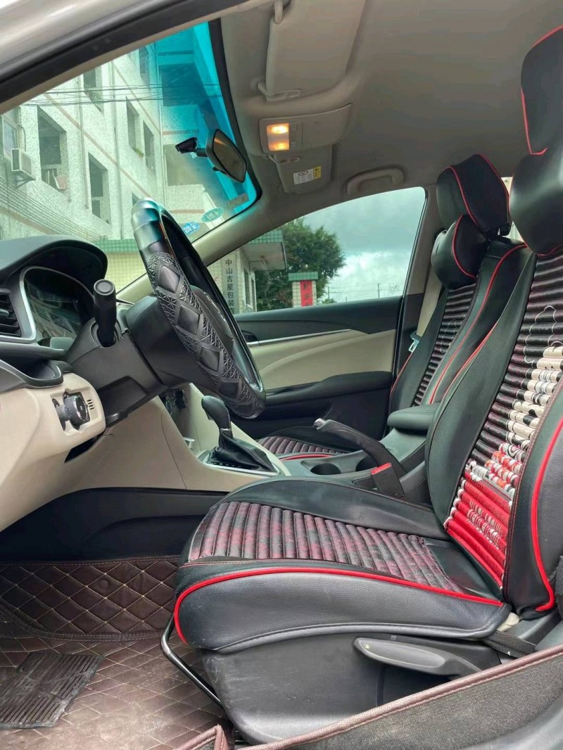 中山18年别克英朗7