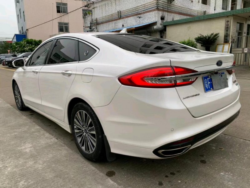 中山17年福特蒙迪欧4