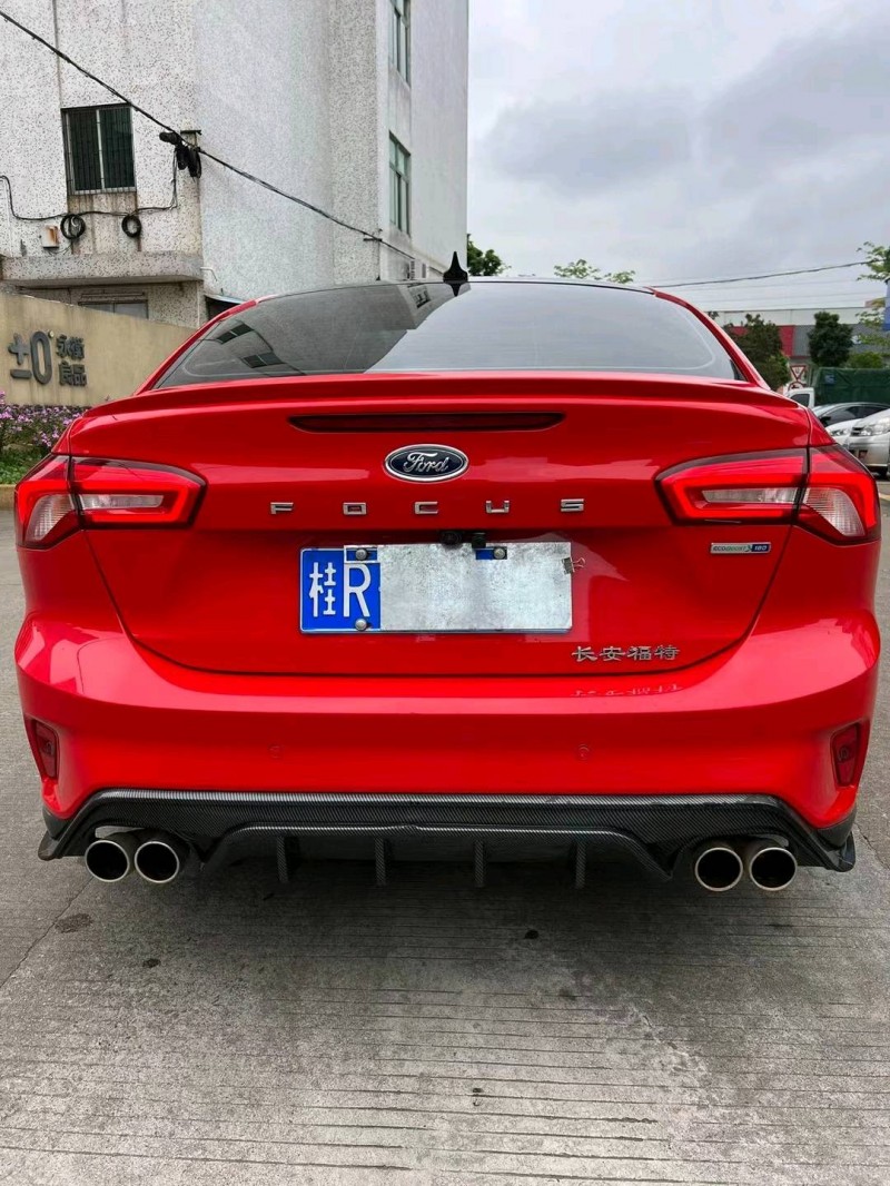 中山20年福特福克斯6