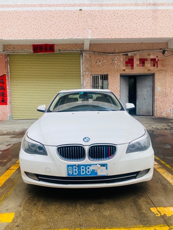 深圳09年宝马5系1