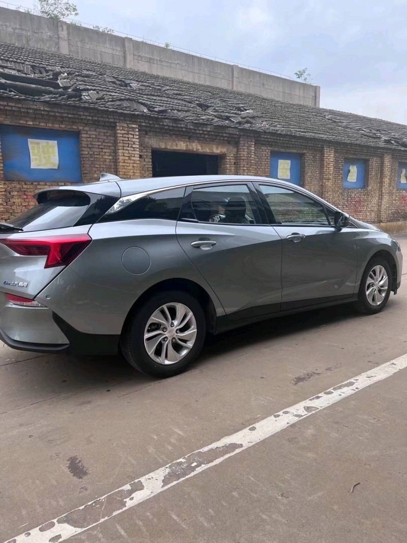 邯郸23年别克微蓝5