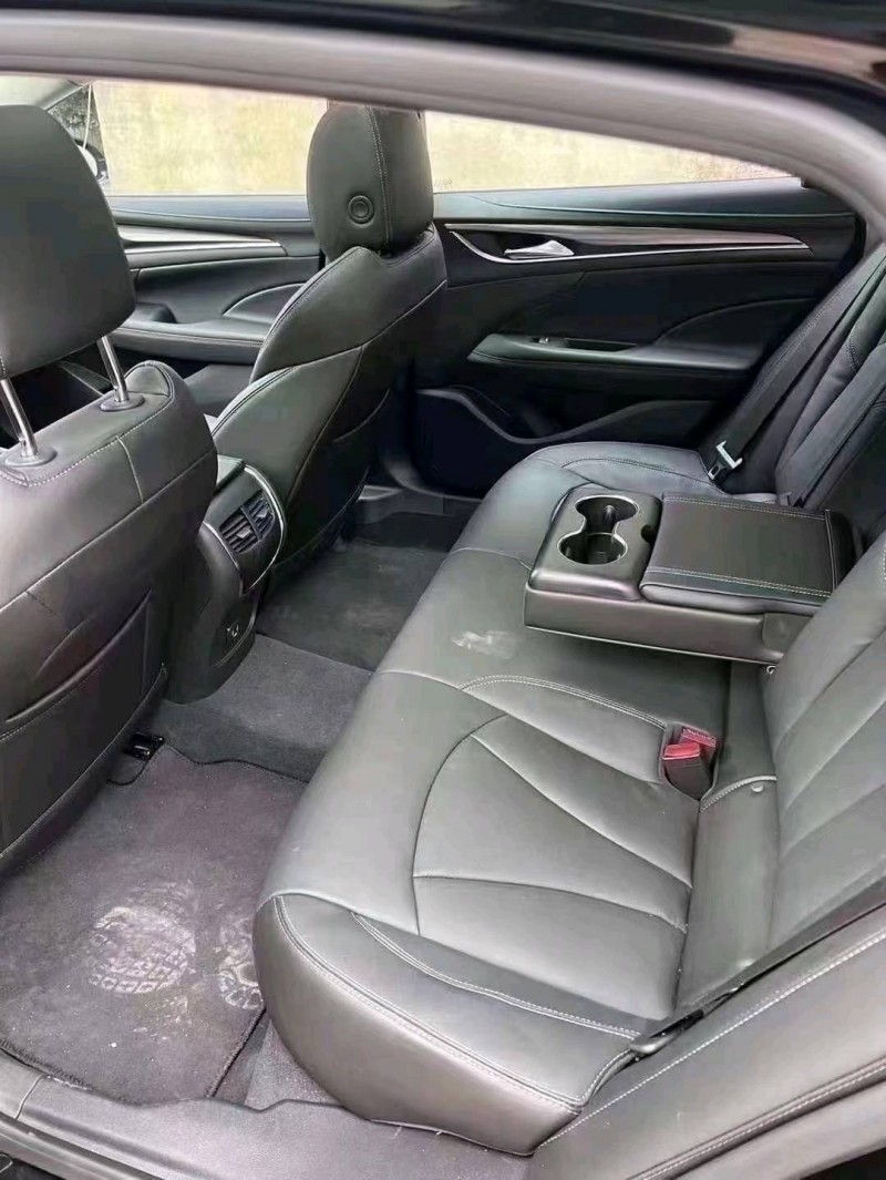 邯郸23年别克君越6