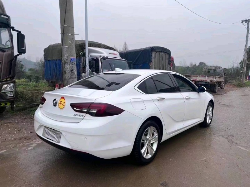 衡阳20年别克君威9